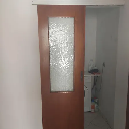Apartment Square House